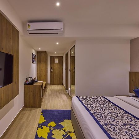 Grand Continent Hebbal A Sarovar Portico Affiliate Hotel Bangalore Exterior photo