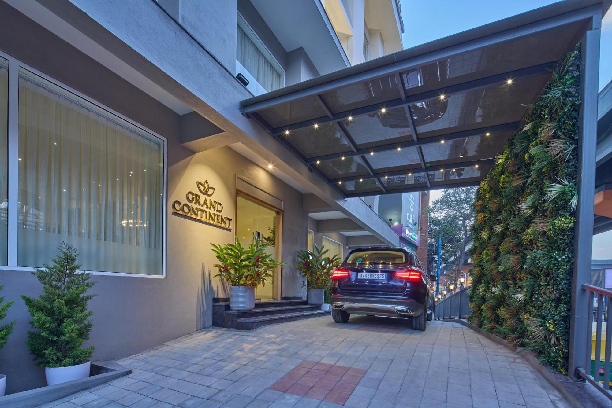 Grand Continent Hebbal A Sarovar Portico Affiliate Hotel Bangalore Exterior photo